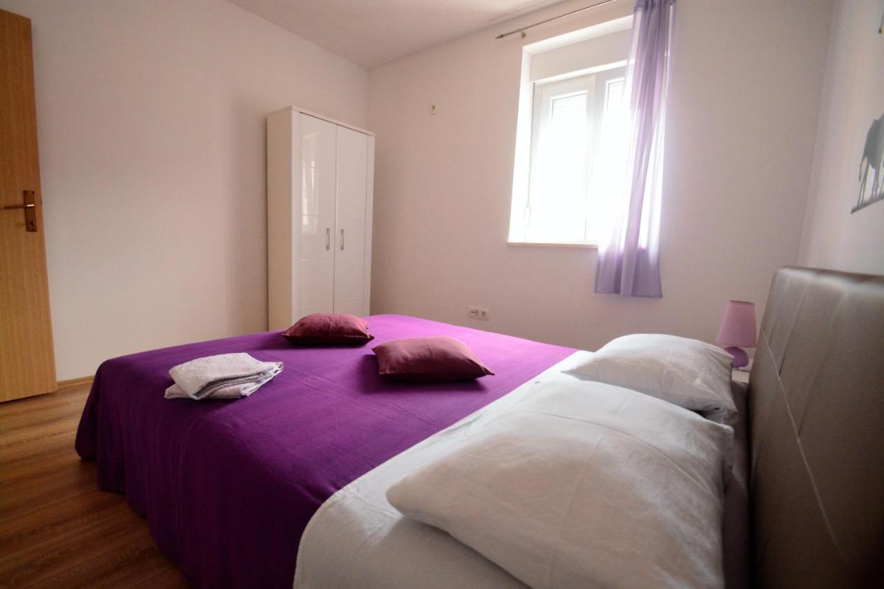 Kala And Tina Apartments Podstrana Luaran gambar