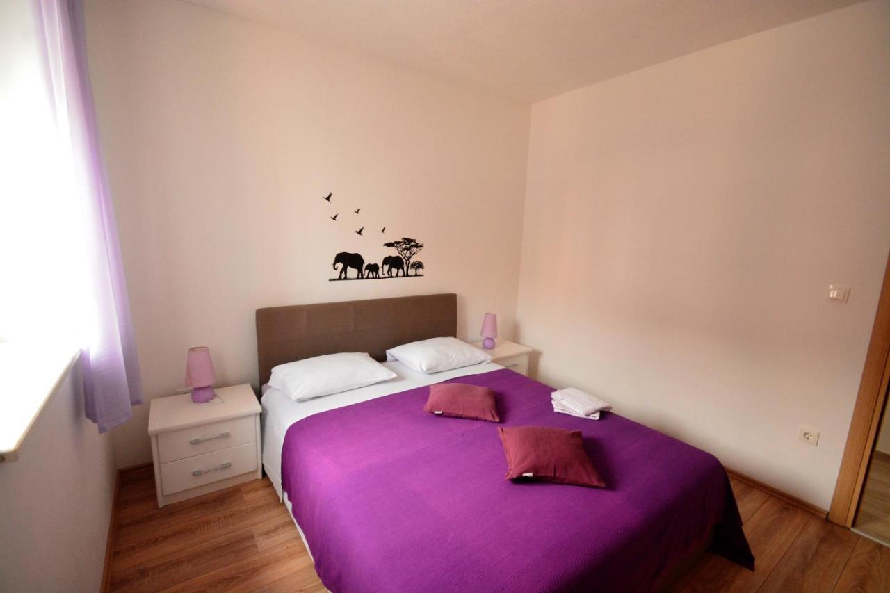 Kala And Tina Apartments Podstrana Luaran gambar